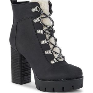 Black Platform Combat Boot, faux fur trim, size 7.5